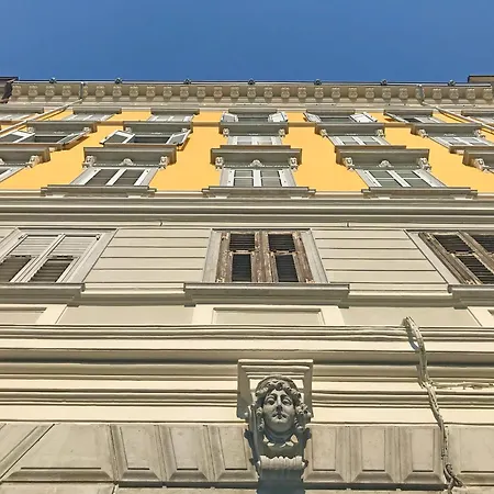 Italy Vacation Ξενοδοχείο με διαμερίσματα Τεργέστη